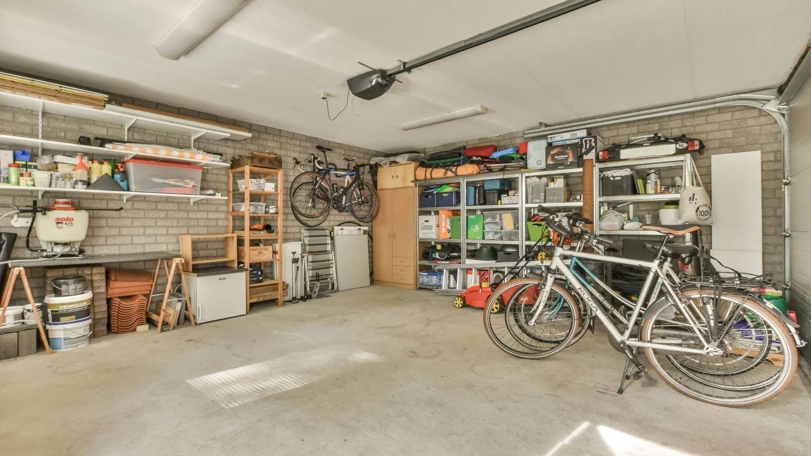 Garage cleanout and organization in Chicago IL
